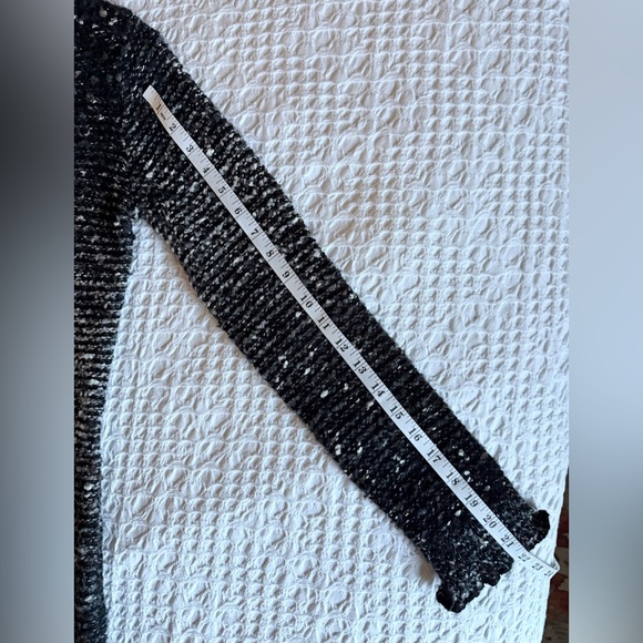 Vertigo Paris Ruffled Knit Cardigan Black White Speckled Button Up Sz S - Picture 11 of 13